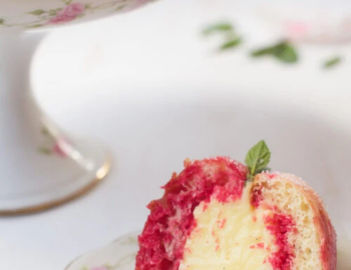 Pesche con crema e Alchermes